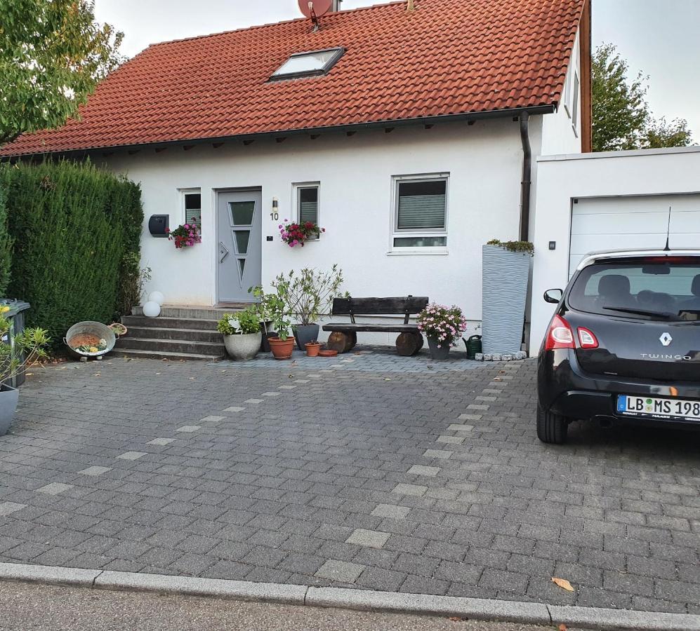 Ferienwohnung Haiber - Remseck Remseck am Neckar Exterior foto